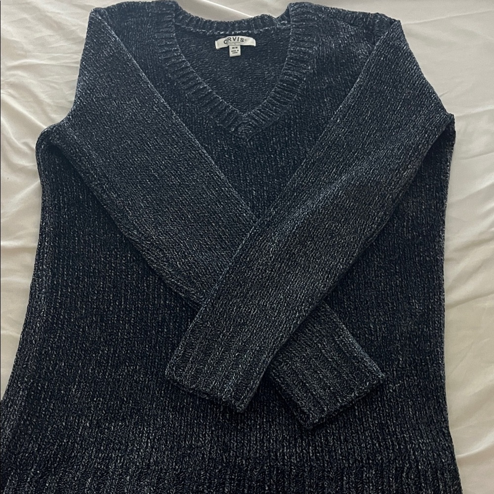Orvis Women's Black V-Neck Sweater
